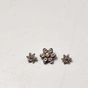 Anatometal- CZ flower ends body jewellery (3 items)